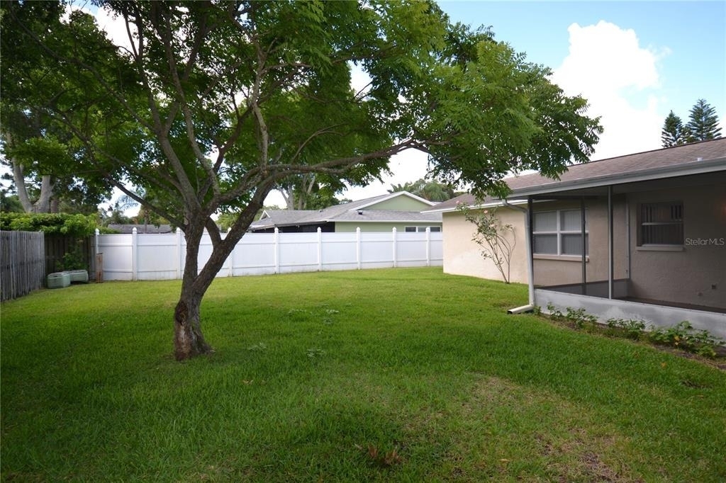 2357 White Oak Circle - Photo 36