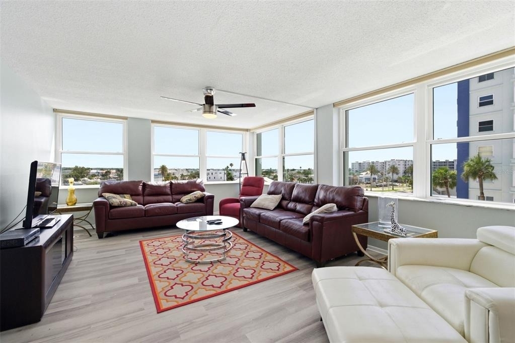 17408 Gulf Boulevard - Photo 29