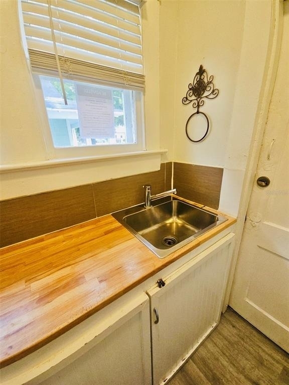 2301 N Jefferson Street - Photo 13