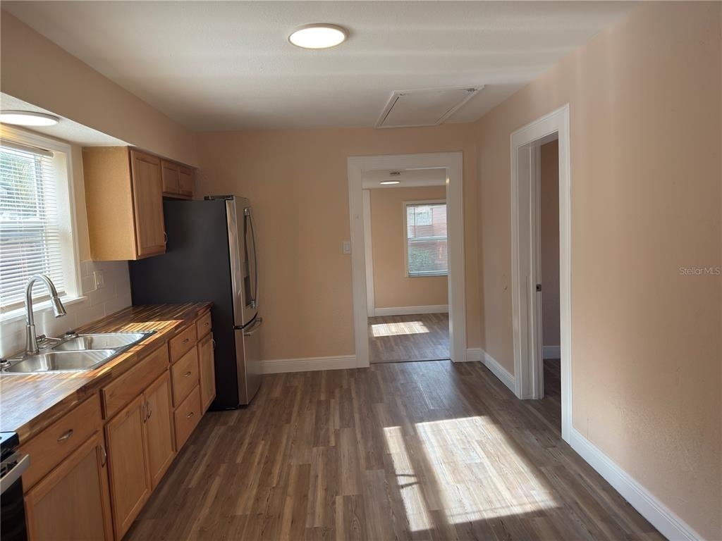 2514 W Saint John Street - Photo 12