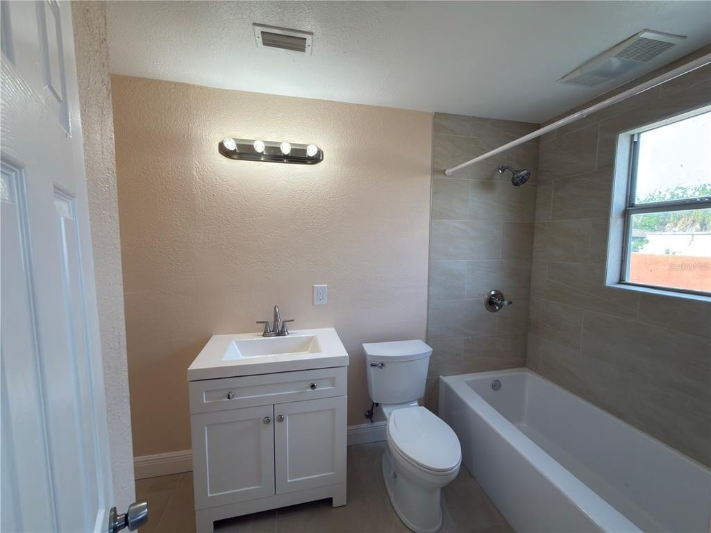 2514 W Saint John Street - Photo 28