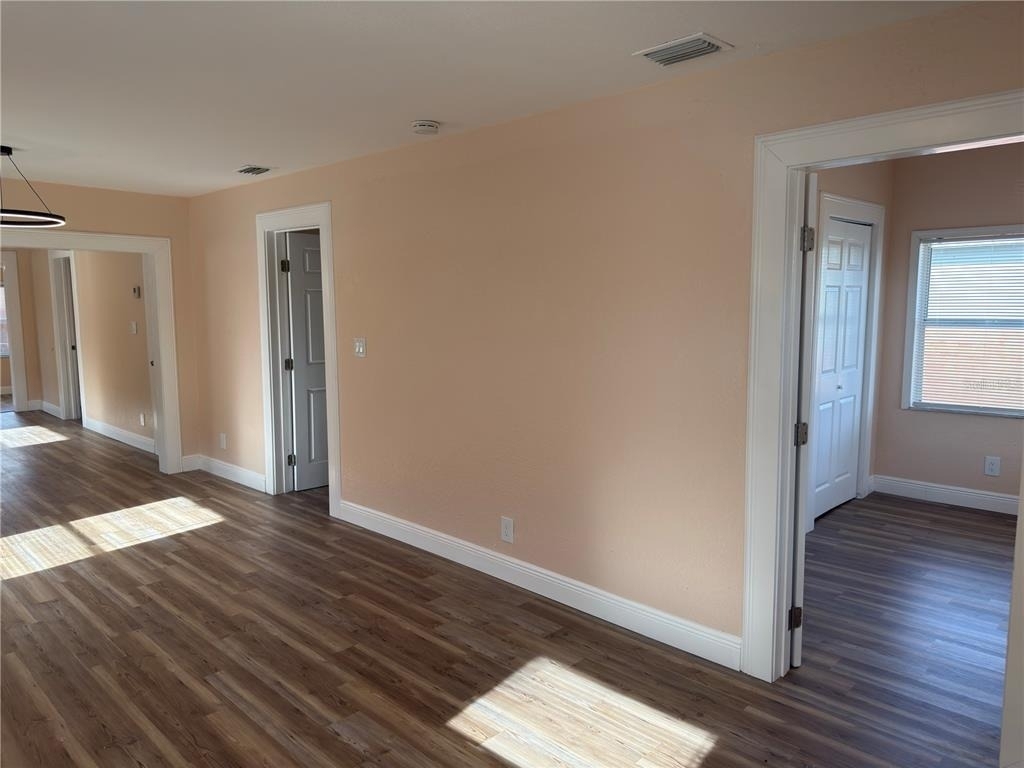 2514 W Saint John Street - Photo 6