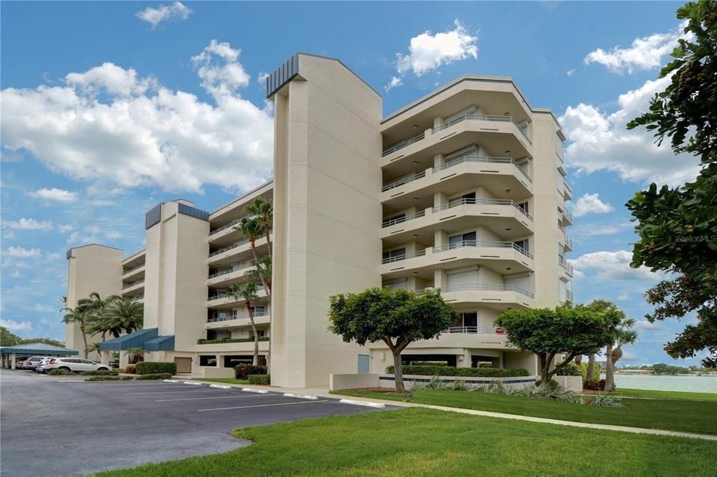 7974 Sailboat Key Boulevard S - Photo 3