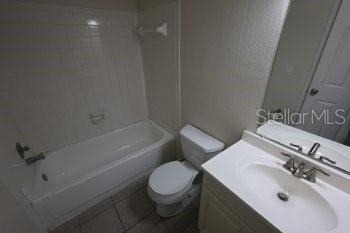 1155 Thayer Street - Photo 10