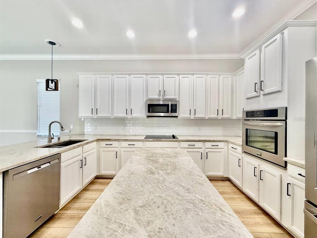 18711 Chaville Road - Photo 19