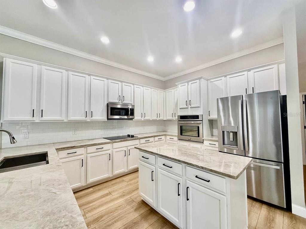 18711 Chaville Road - Photo 18