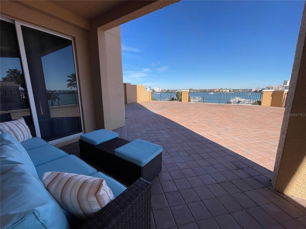 521 Mandalay Avenue - Photo 27