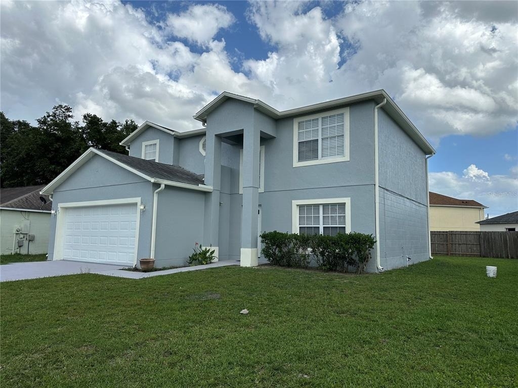 747 Pelican Court - Photo 1
