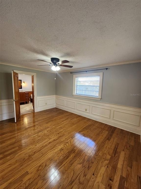 549 Burlington Avenue Ne - Photo 11