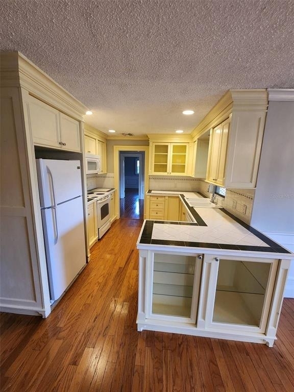 549 Burlington Avenue Ne - Photo 18