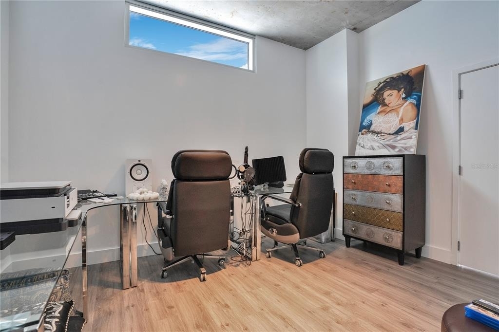 525 E Jackson Street - Photo 29