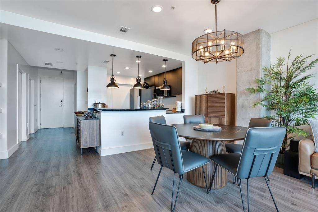 525 E Jackson Street - Photo 11