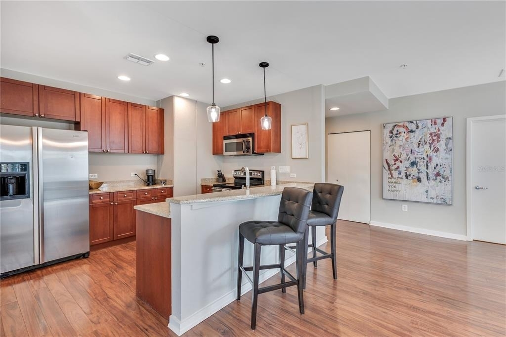 525 E Jackson Street - Photo 9