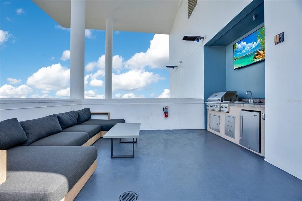 525 E Jackson Street - Photo 44