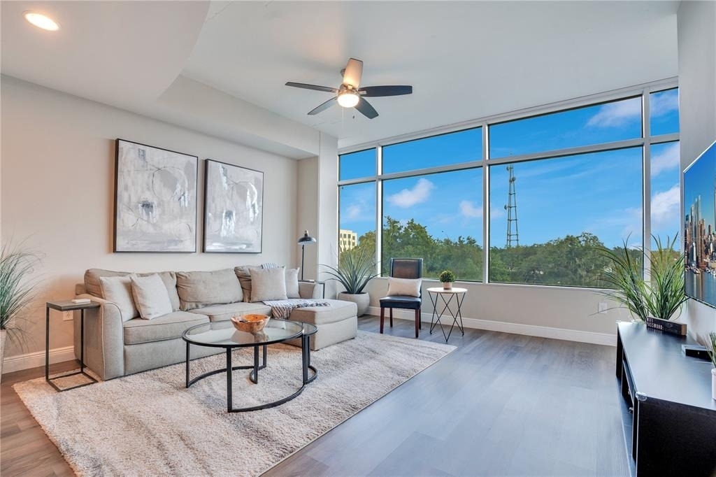 525 E Jackson Street - Photo 16