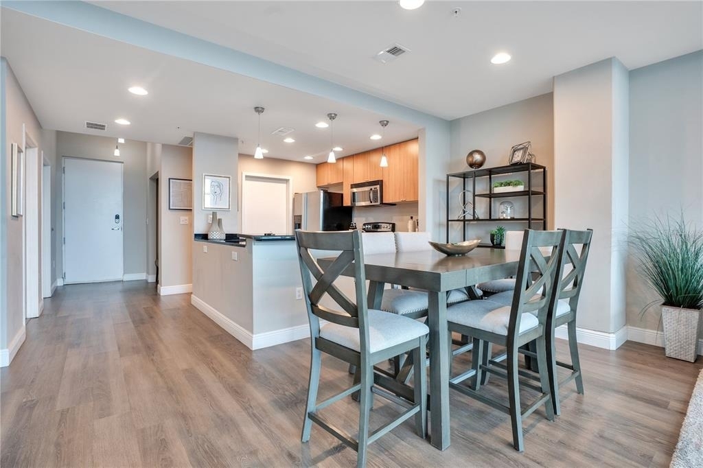 525 E Jackson Street - Photo 11