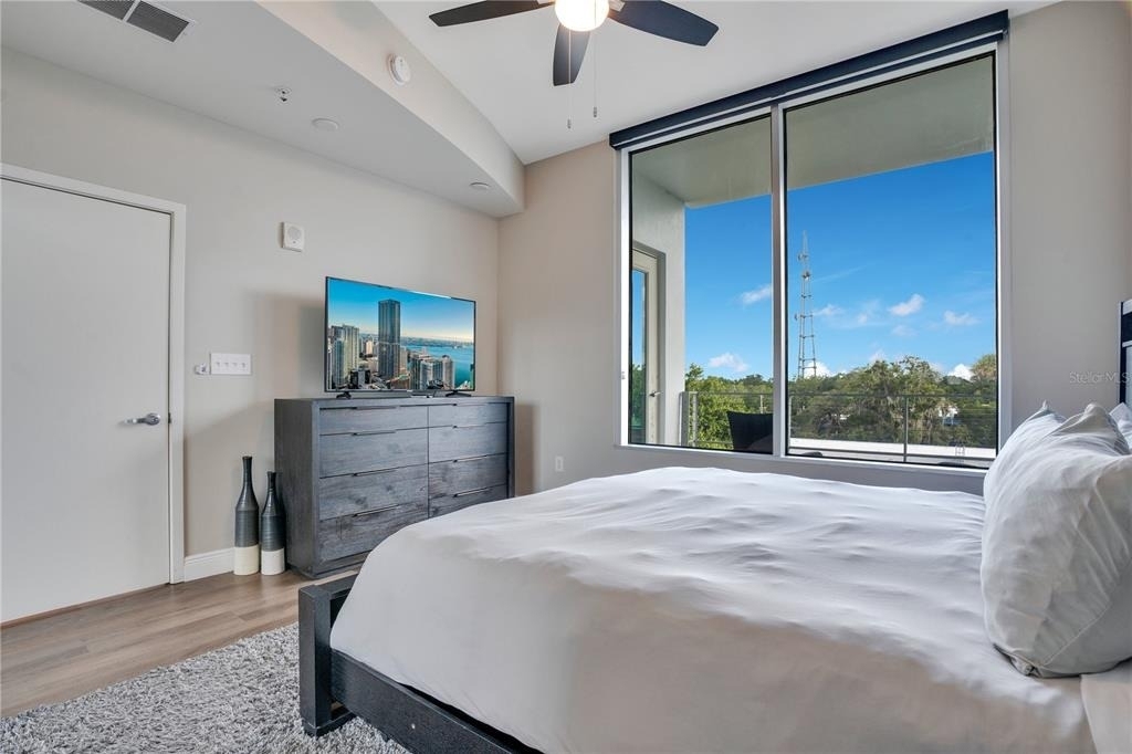 525 E Jackson Street - Photo 26