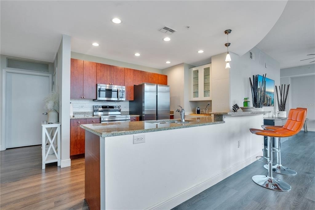 525 E Jackson Street - Photo 13