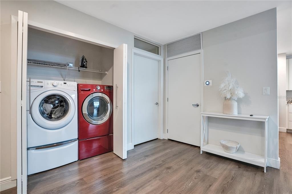 525 E Jackson Street - Photo 39