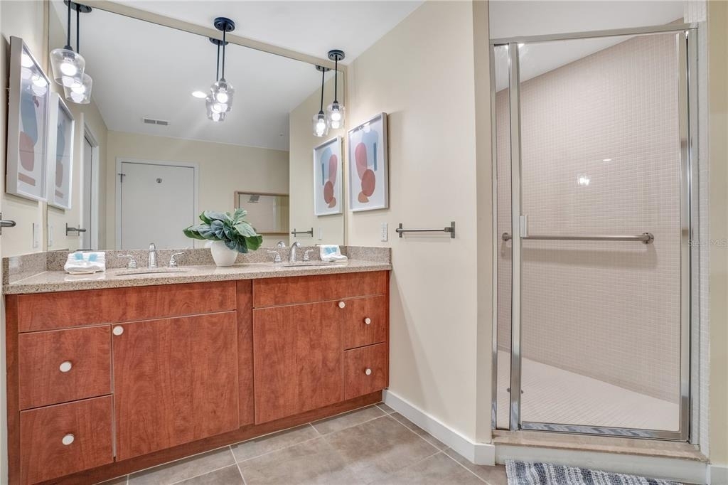 525 E Jackson Street - Photo 30