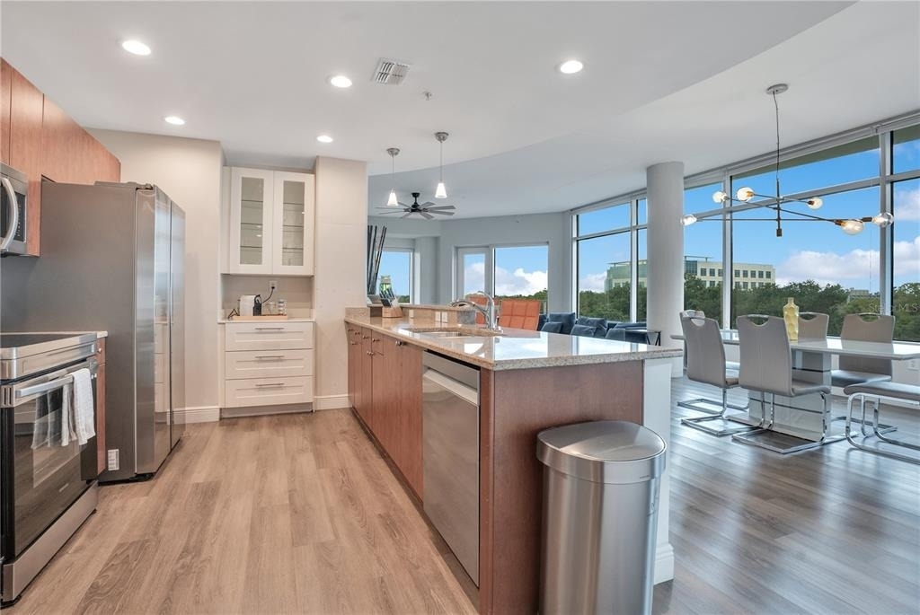 525 E Jackson Street - Photo 10