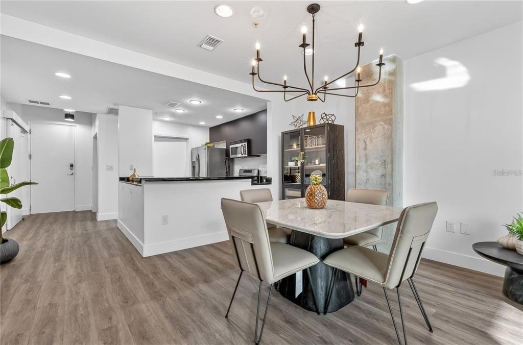 525 E Jackson Street - Photo 13