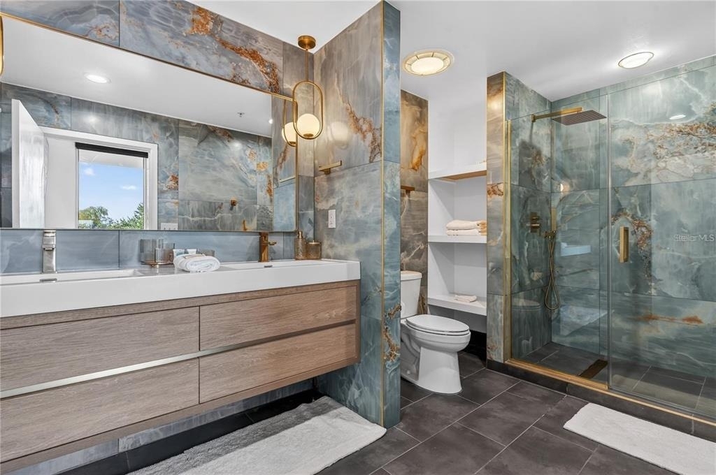 525 E Jackson Street - Photo 31