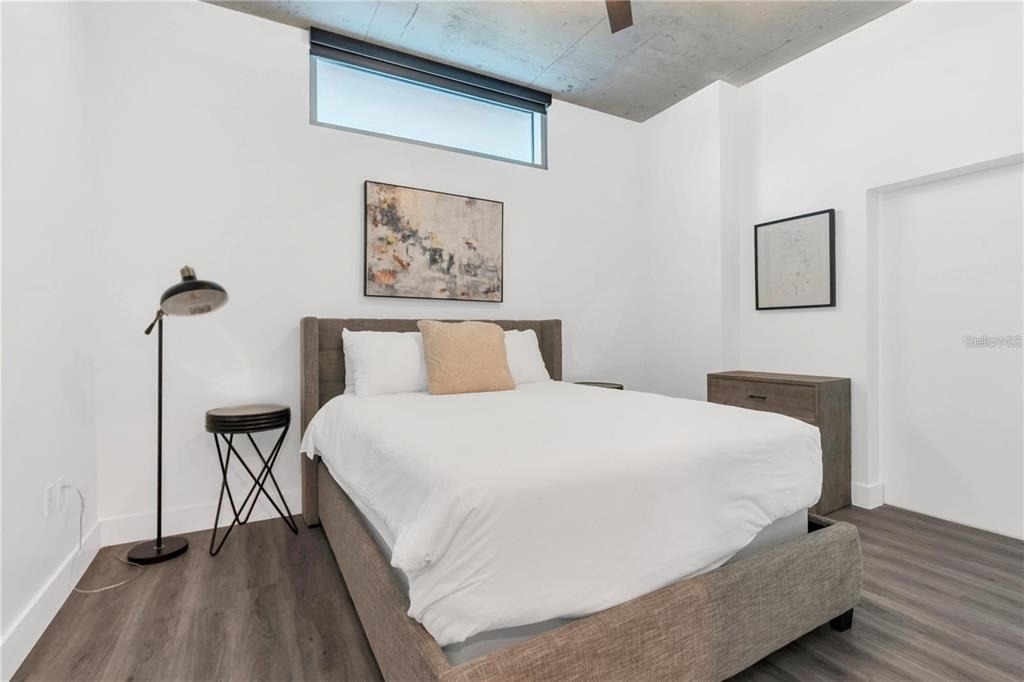 525 E Jackson Street - Photo 34