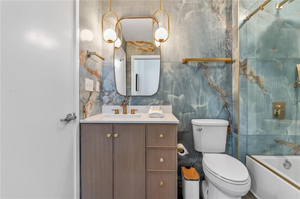 525 E Jackson Street - Photo 26