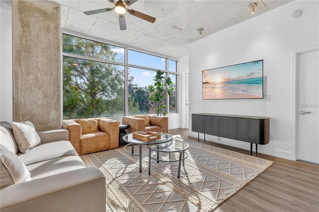 525 E Jackson Street - Photo 22