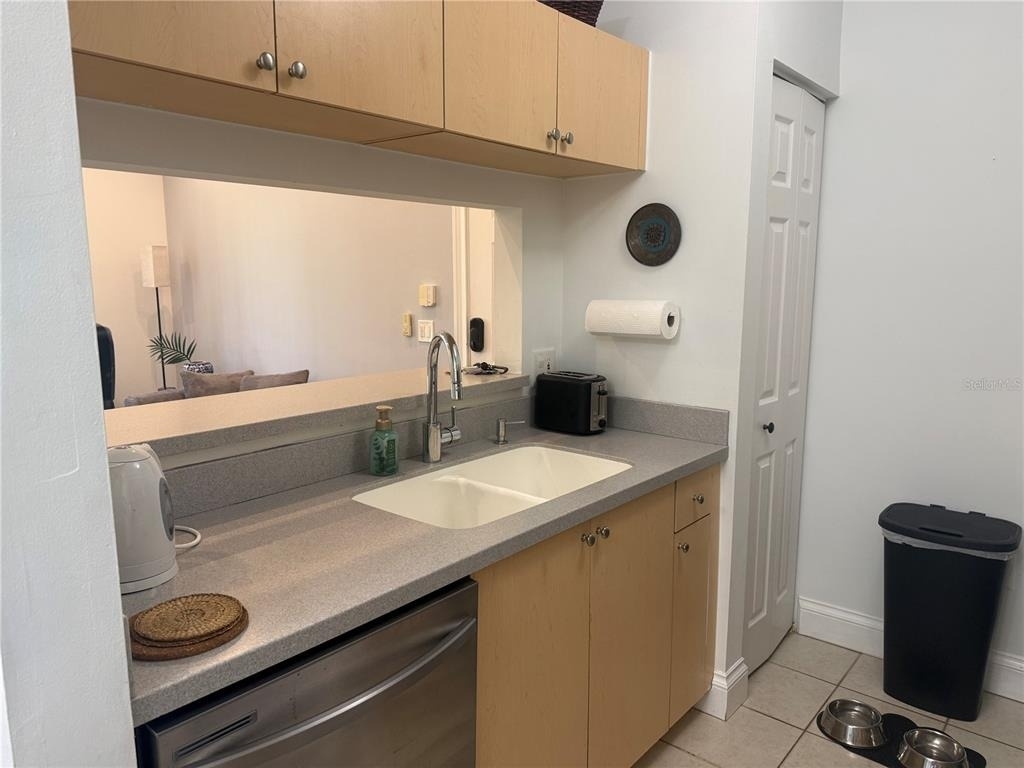 1180 Reserve Way - Photo 5