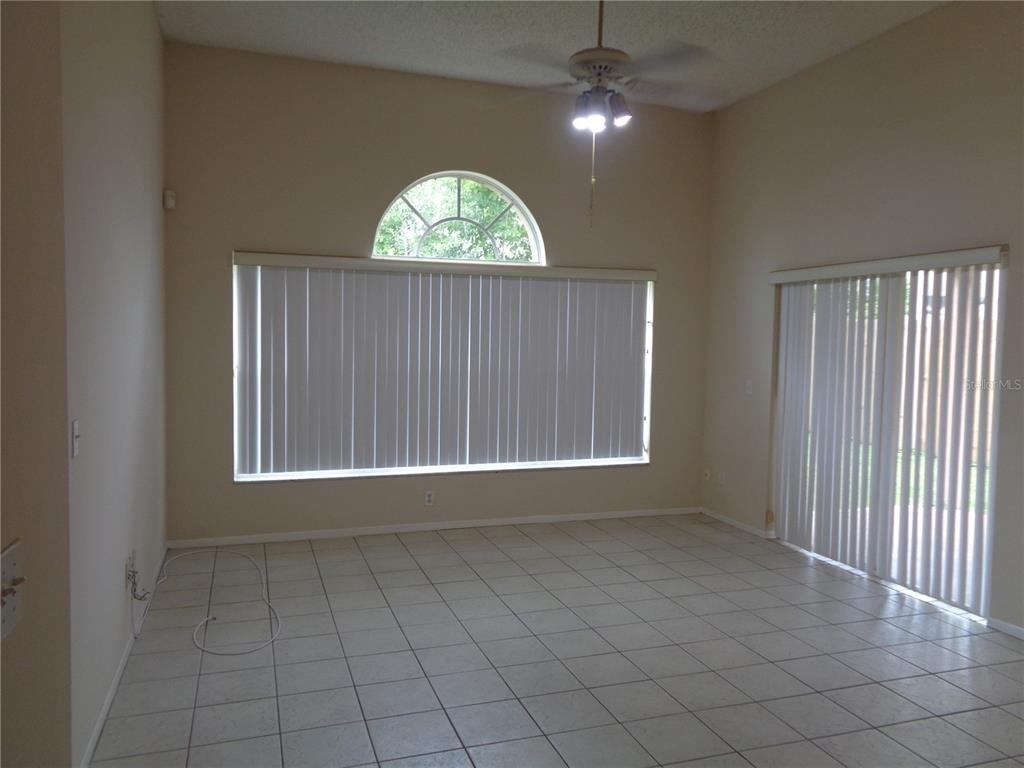2125 River Park Boulevard - Photo 8