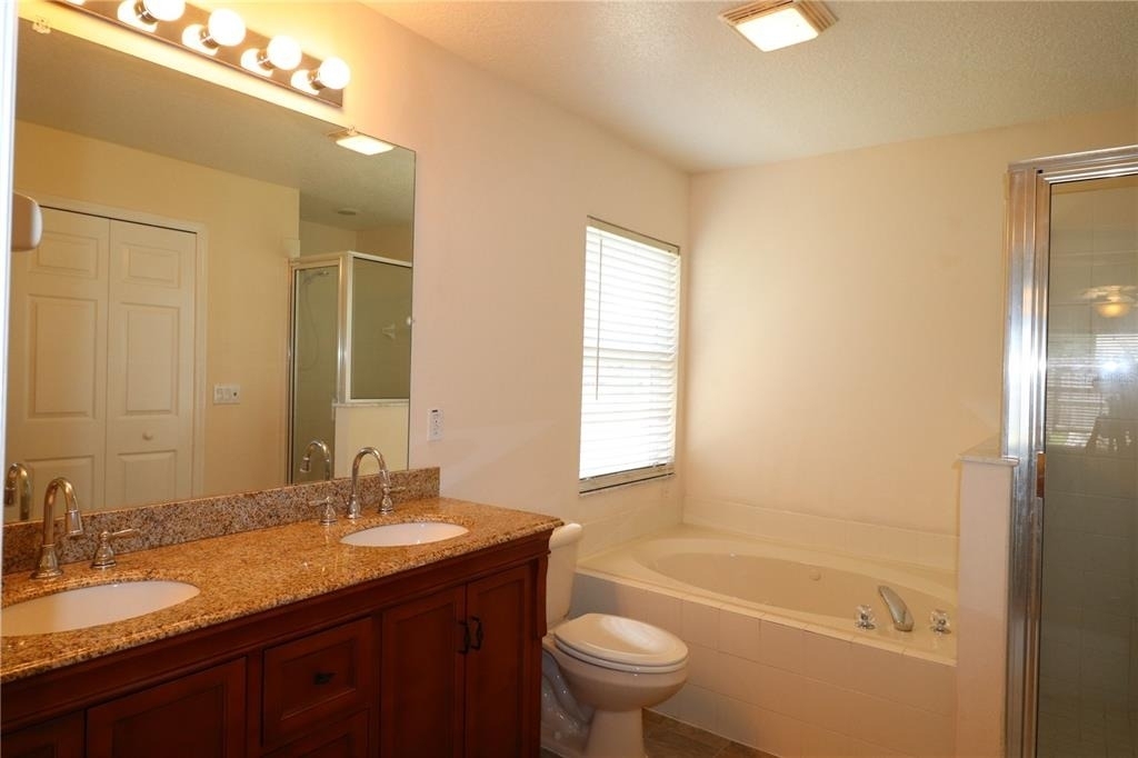 1386 Fallwood Drive - Photo 5