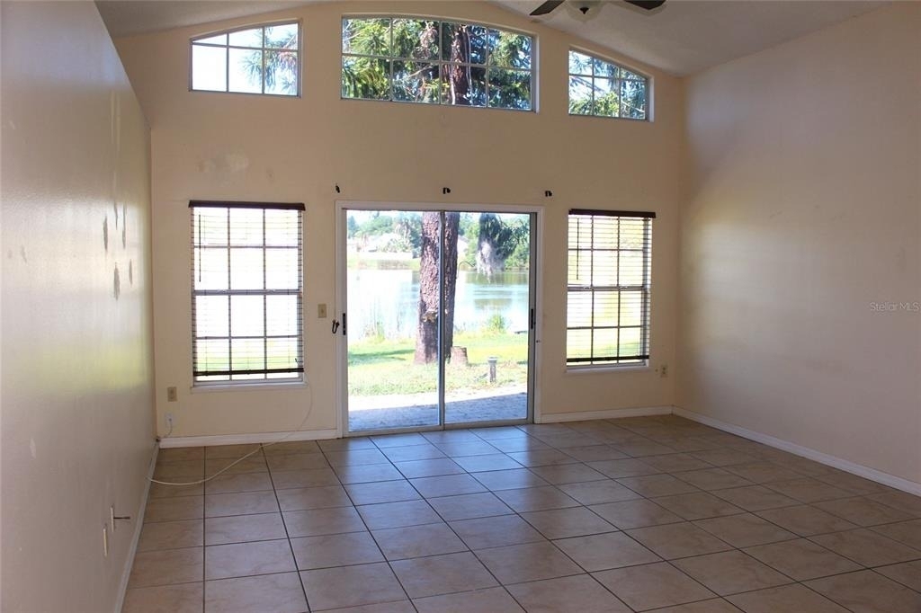 3036 Dellcrest Place - Photo 4
