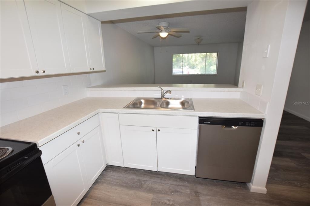 908 Sumter Street - Photo 8