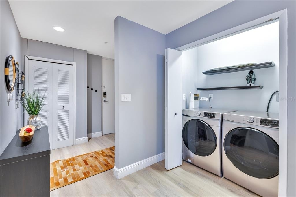 525 E Jackson Street - Photo 11