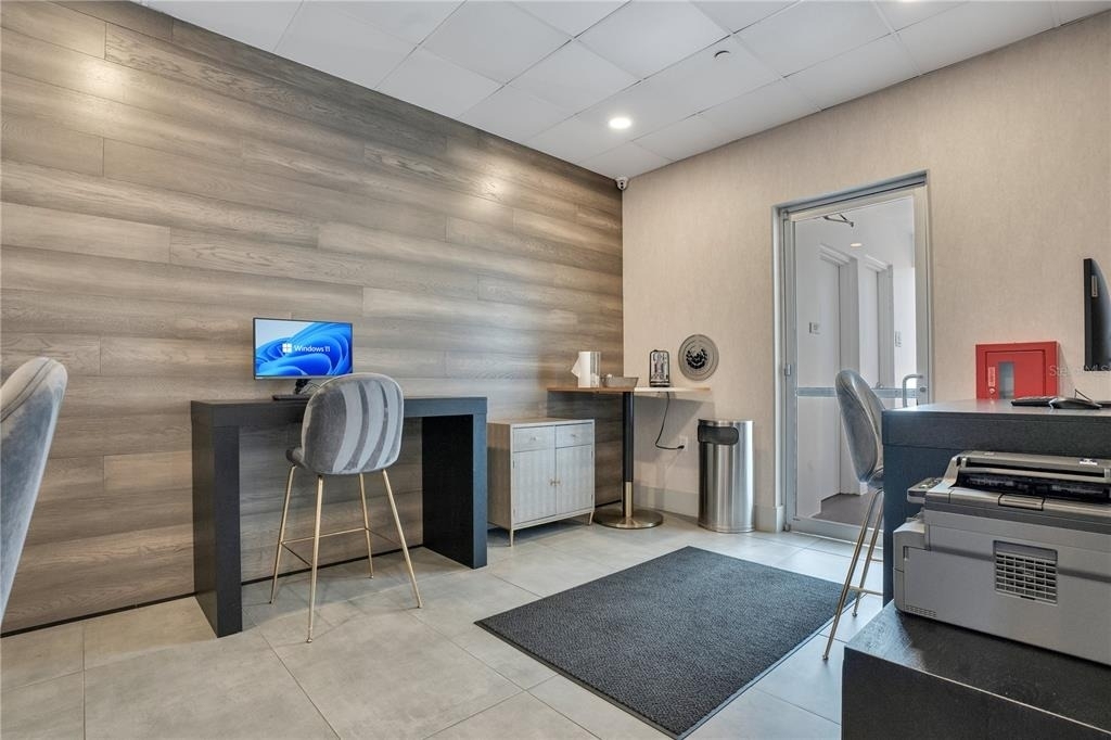 525 E Jackson Street - Photo 29