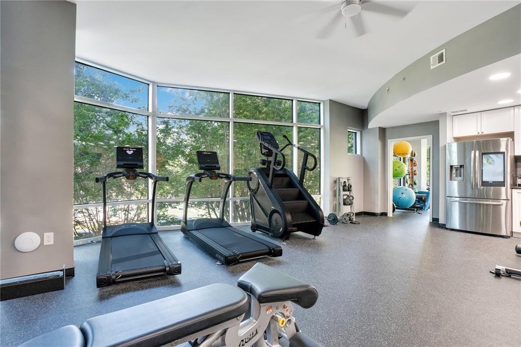525 E Jackson Street - Photo 27