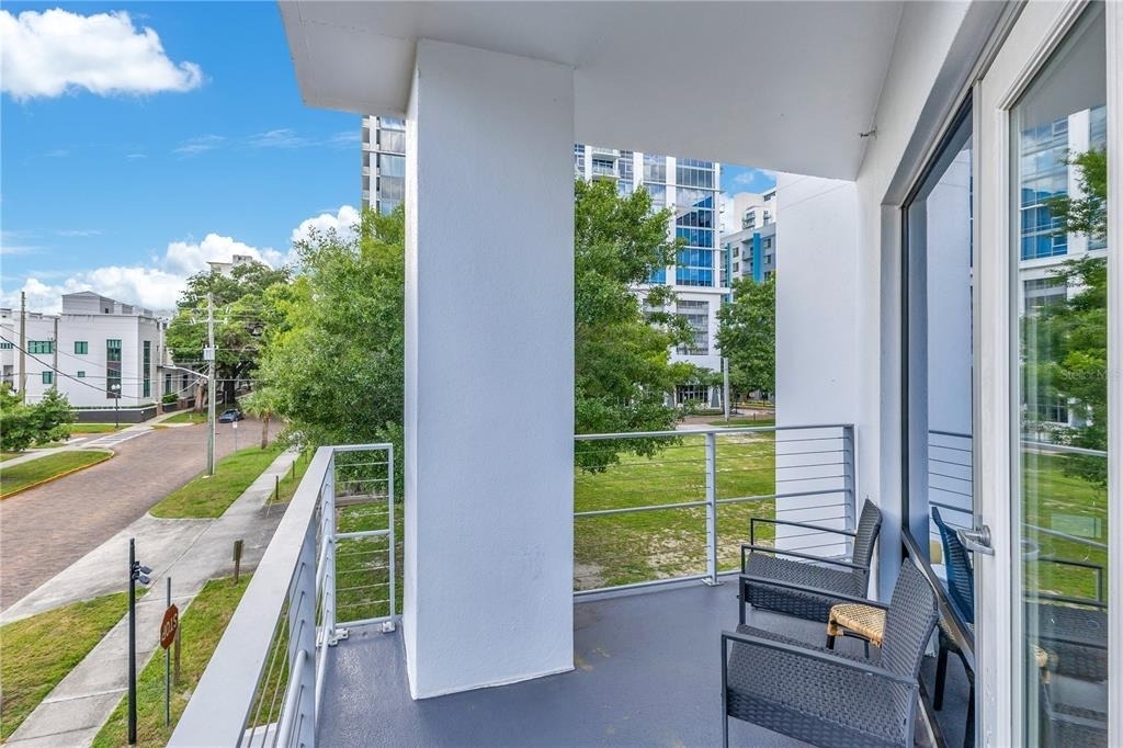 525 E Jackson Street - Photo 24