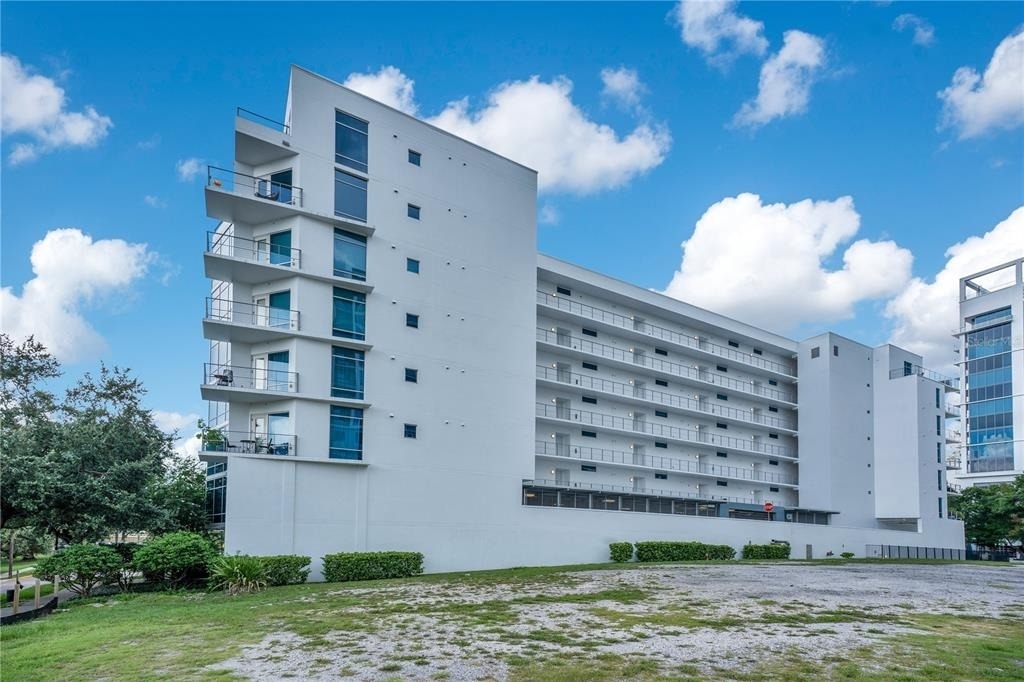 525 E Jackson Street - Photo 34