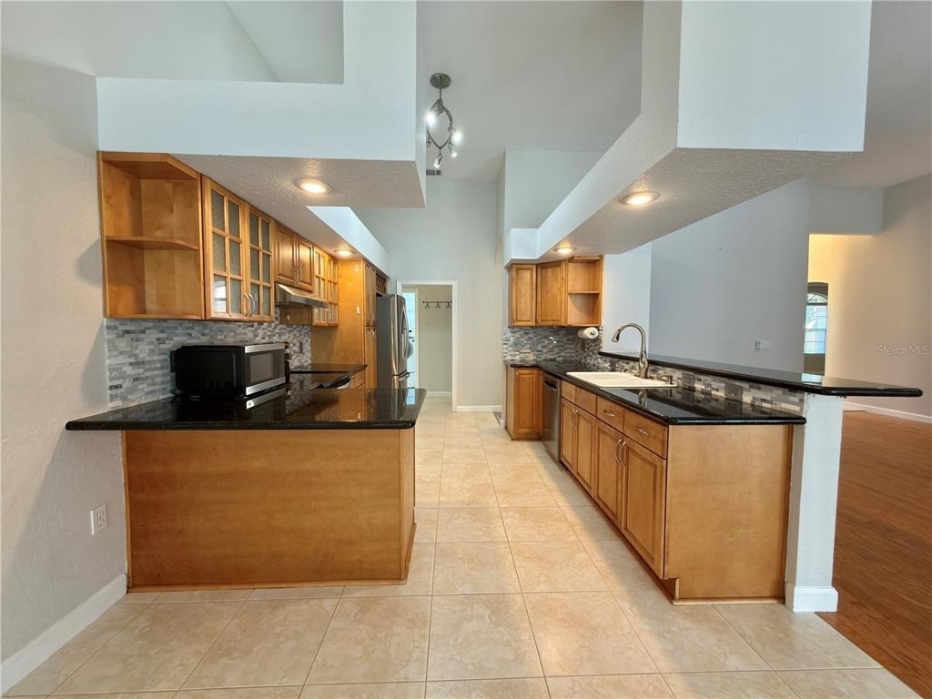 10341 Cypress Isle Court - Photo 14