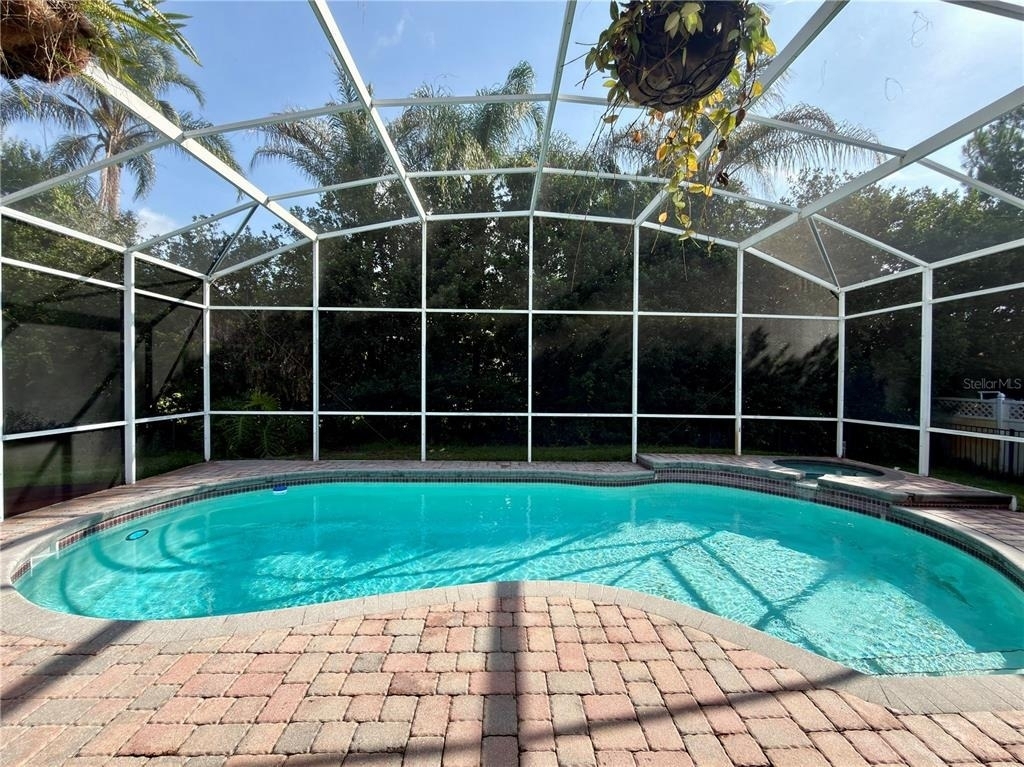 10341 Cypress Isle Court - Photo 5