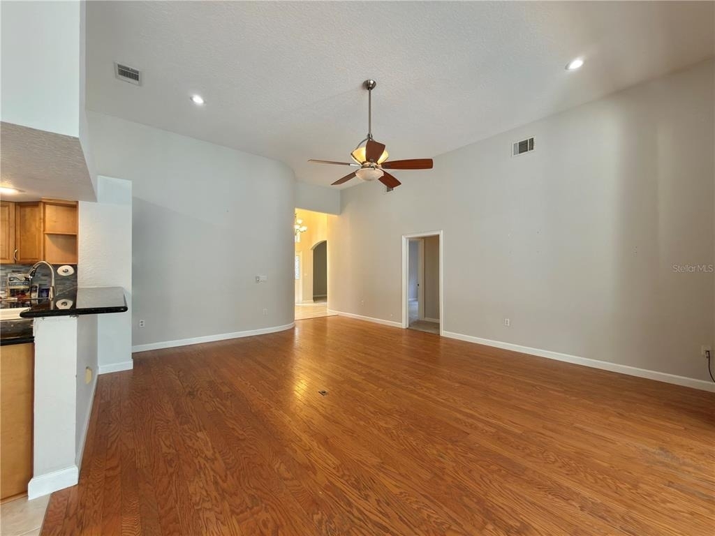 10341 Cypress Isle Court - Photo 12