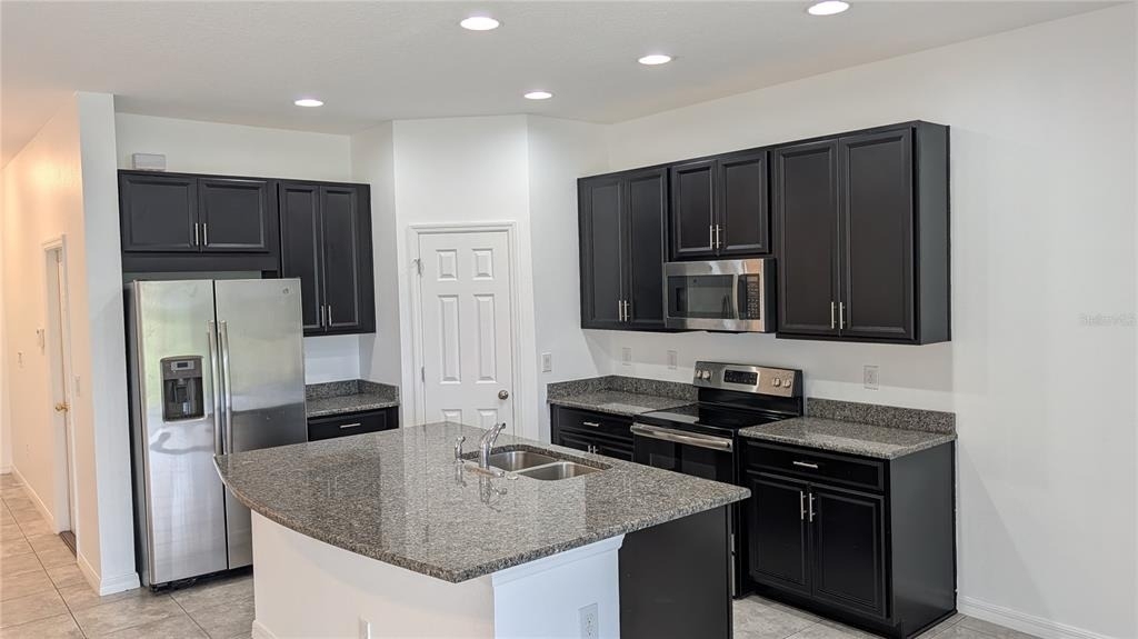 7046 Grand Elm Drive - Photo 2