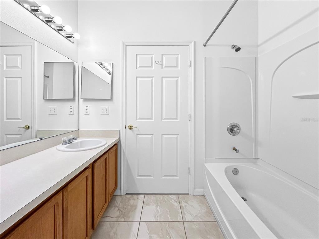 654 Kettering Road - Photo 9