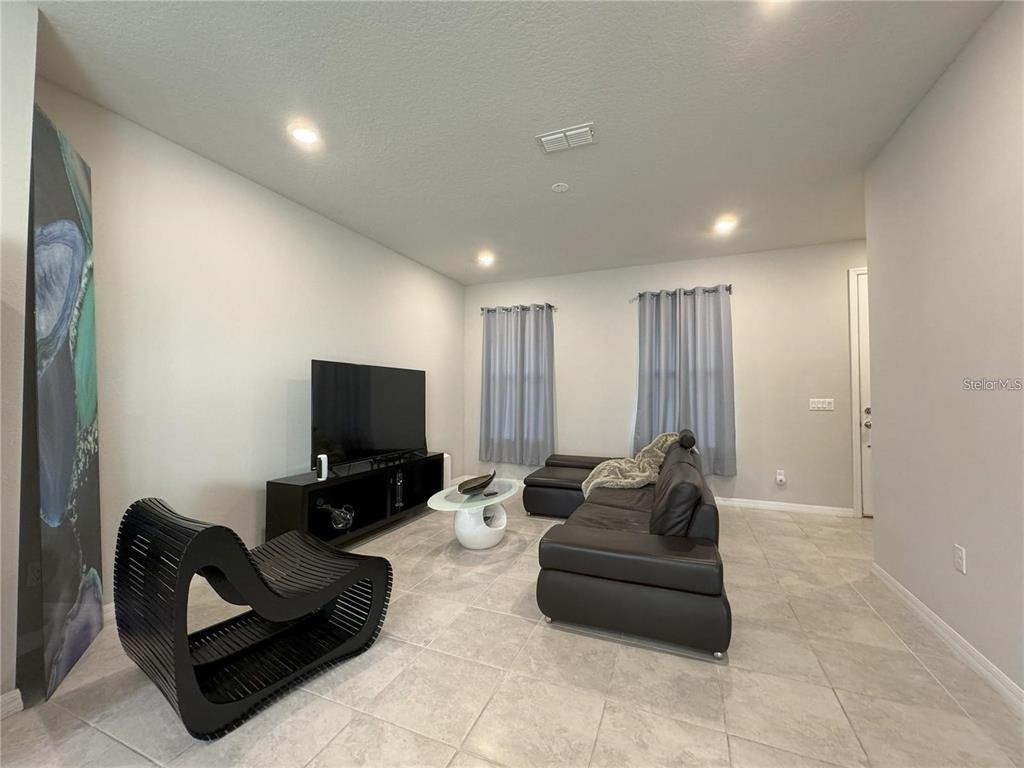 5032 Walker Street - Photo 4