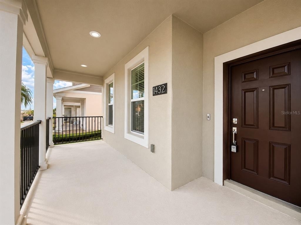 1432 Viscaya Cove Boulevard - Photo 2