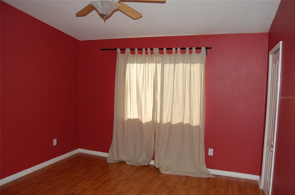 423 Wilton Circle - Photo 14