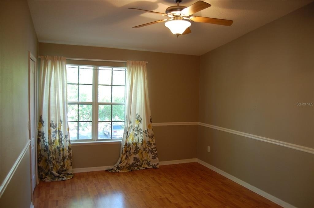 423 Wilton Circle - Photo 12