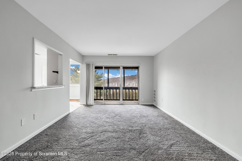 1711 Summit Pointe - Photo 6